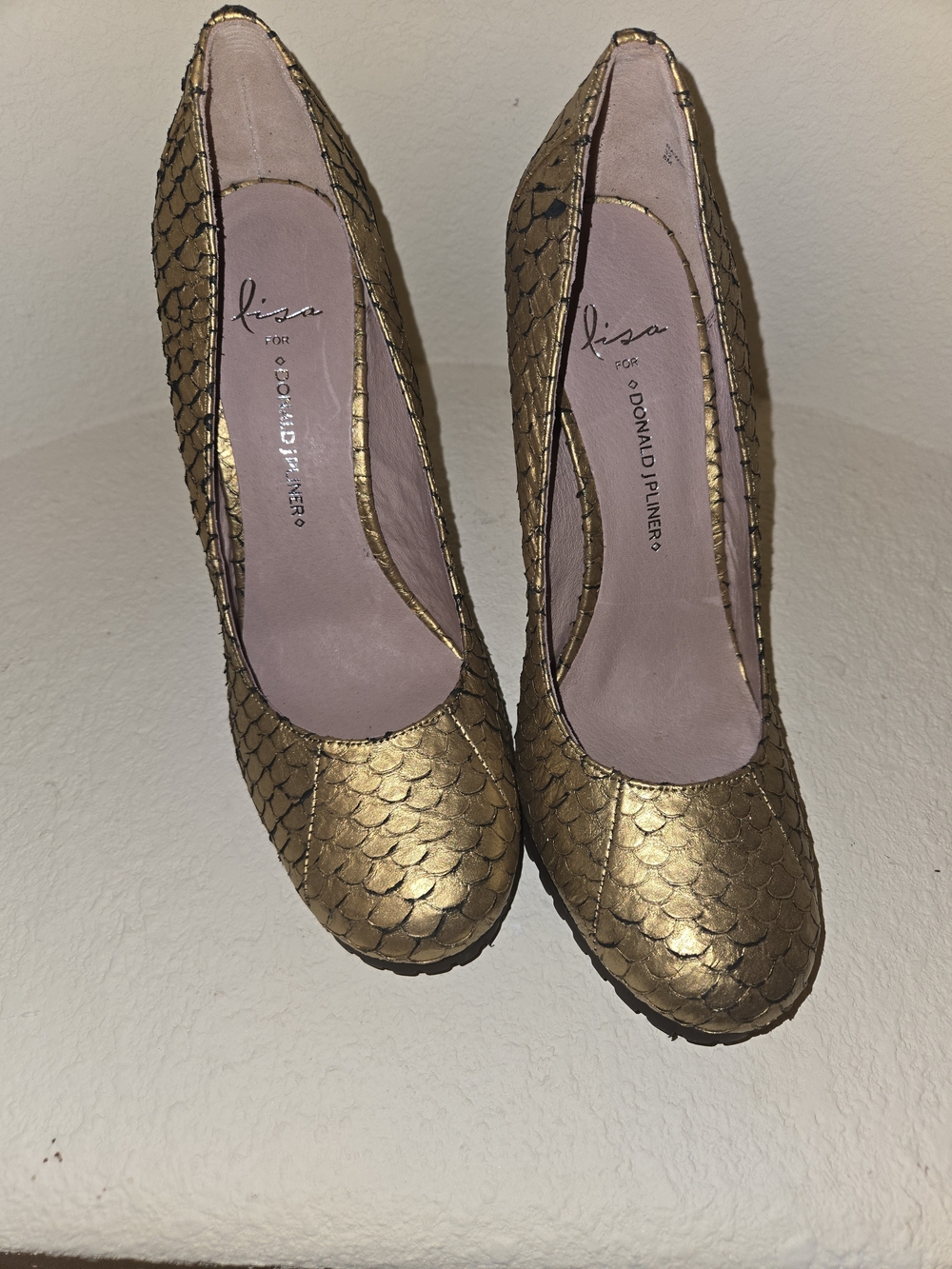 Donald J. Pliner Metallic Gold Scaled Pumps